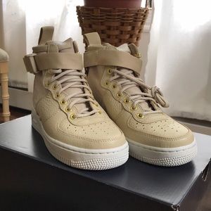 Nike Air Force 1 - women’s 6 - NIB